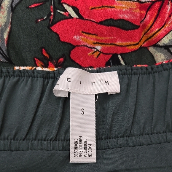 Leith Floral Green Maxi Dress Size Small - Picture 5 of 9